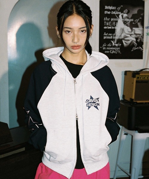 A'GEM/9 × .kom『CAVISH/カビシ』W RAGLAN BLOCK ZIP UP HOODIE