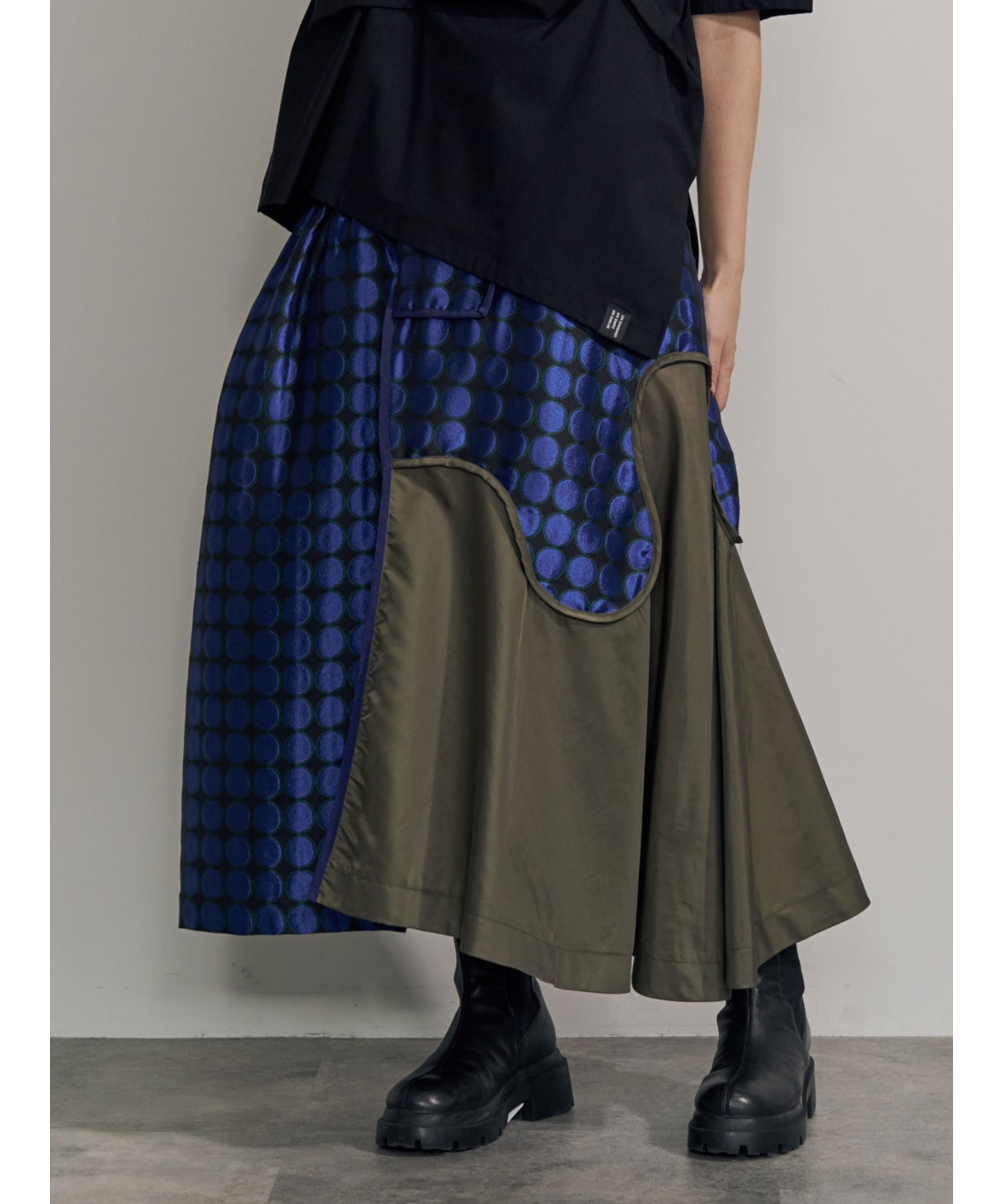 新品?正規品 未使用 UN3D.ジャガードミックススカート