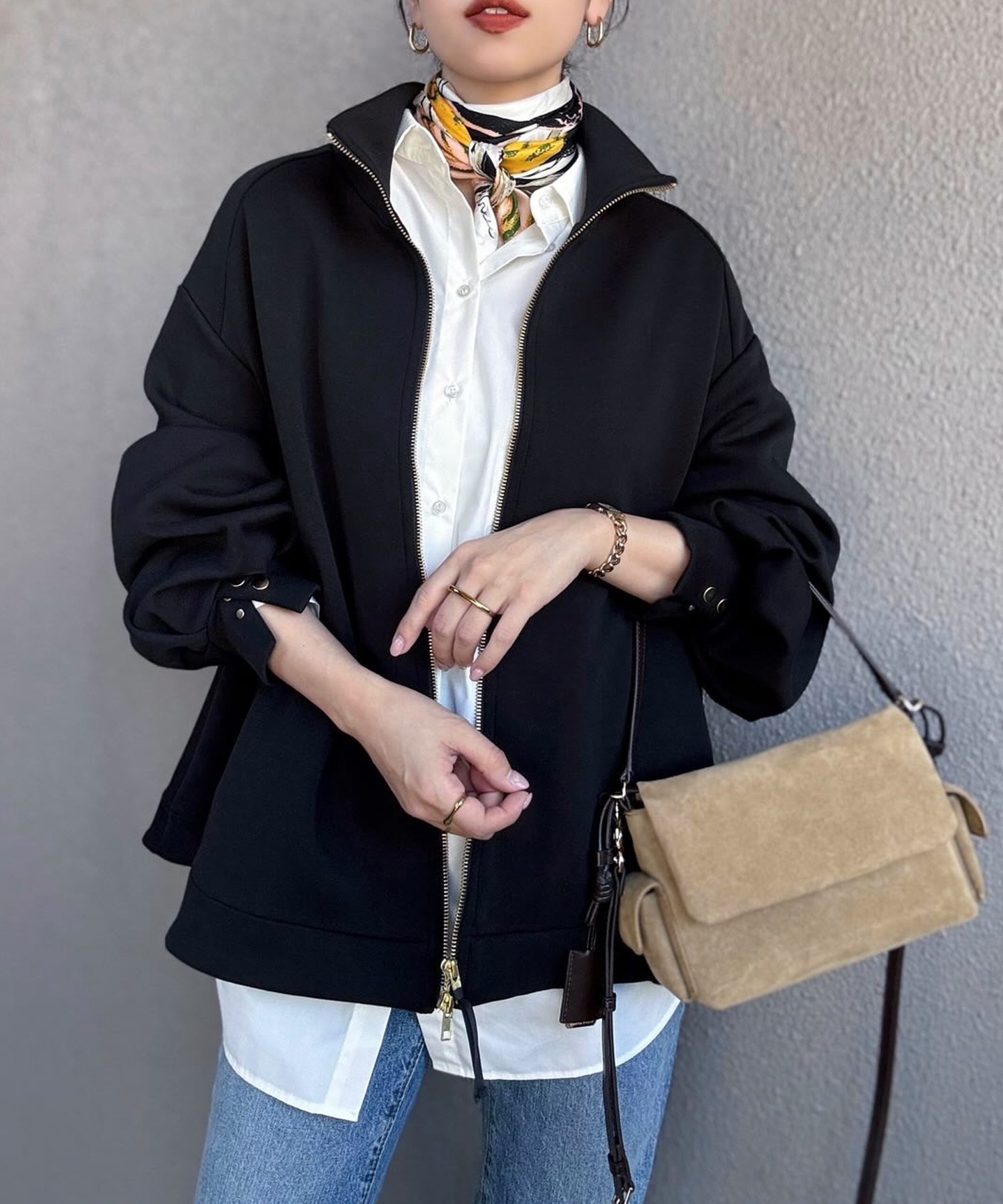 ダンボールスタンドカラーフレアブルゾン Emma Taylor│STYLEDOOR