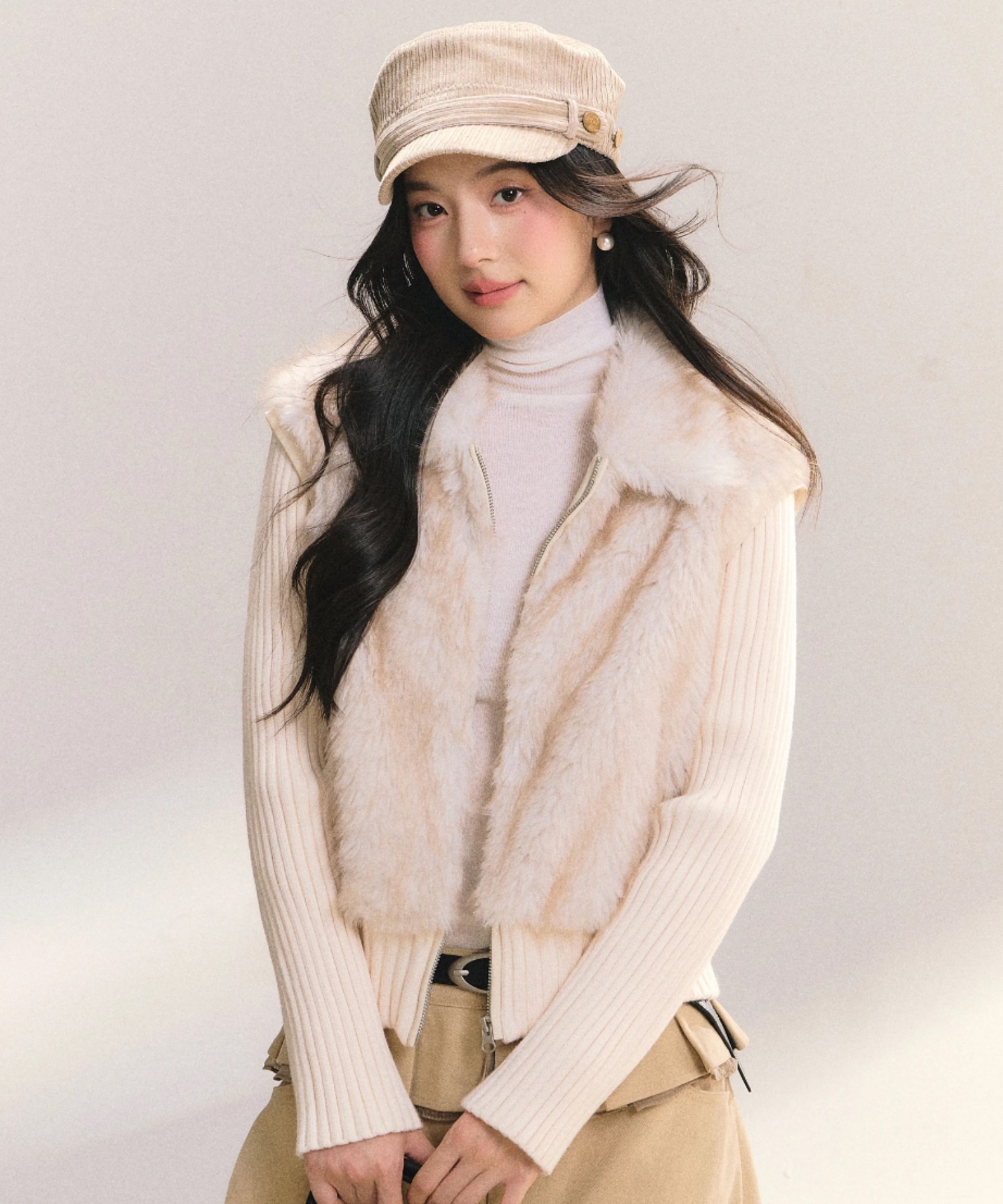 A'GEM/9 × .kom 『.kom/ドットケーオーエム』【Y2K】フェイクファー