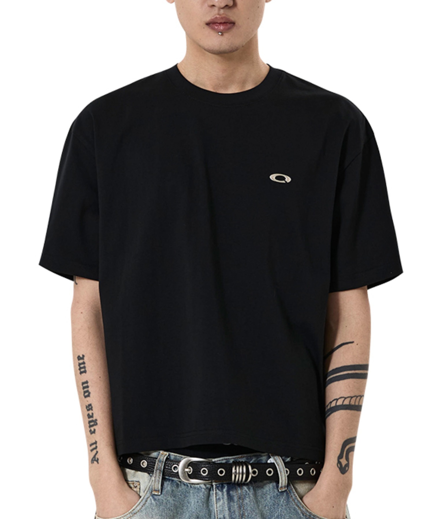 OY/オーワイ』METAL LOGO CROP TEE/メタルロゴクロップTシャツ OY│A