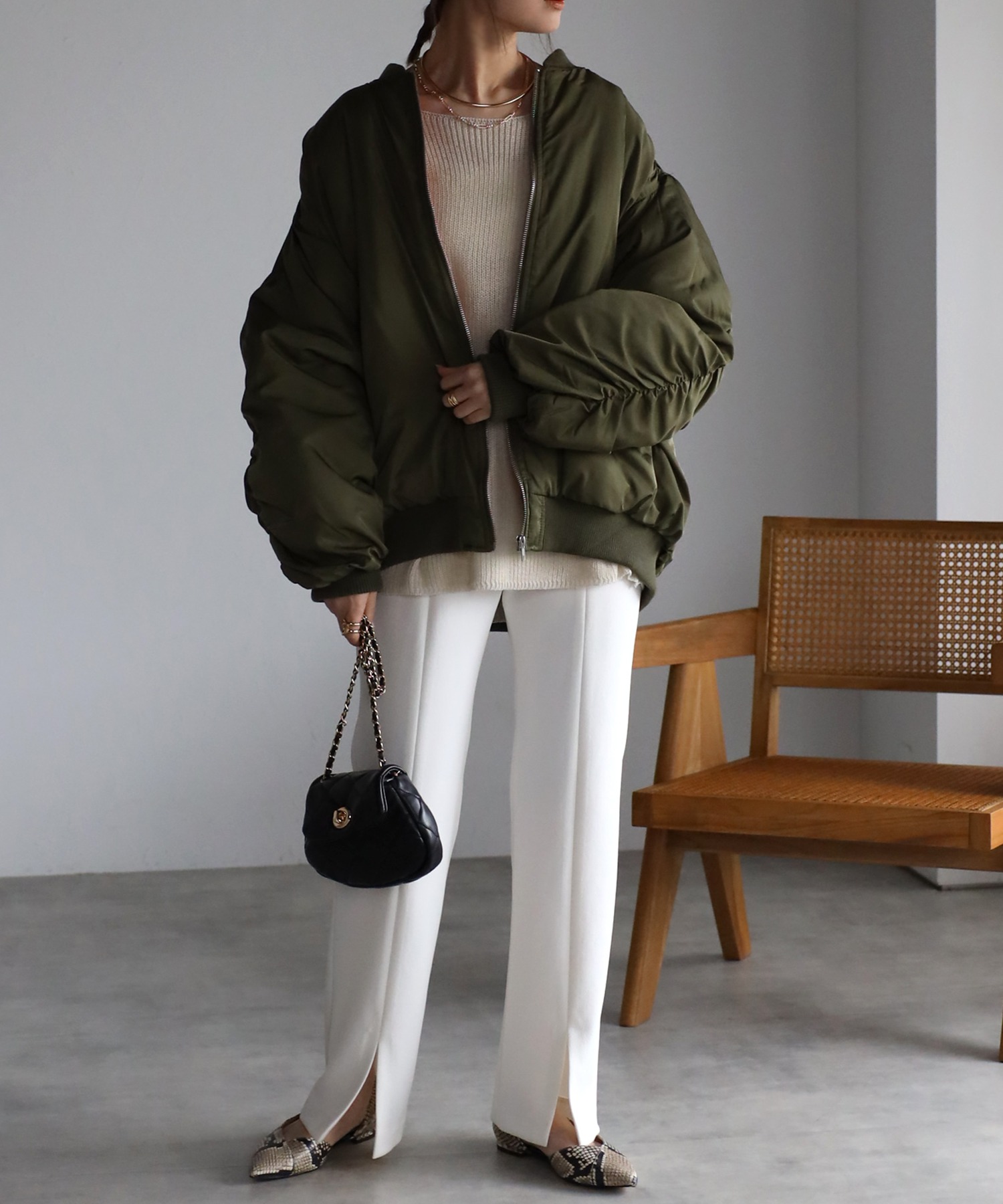 model：H158 着用サイズ：FREE