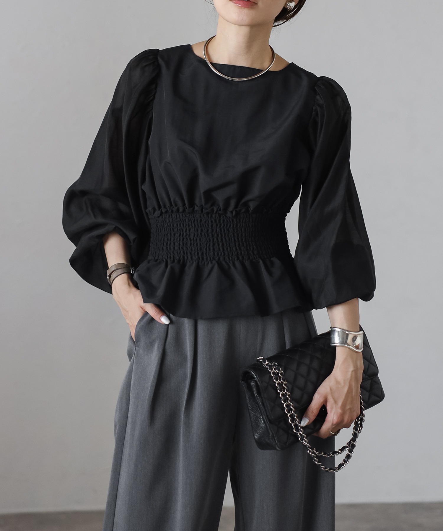 model：H165 着用サイズ：FREE