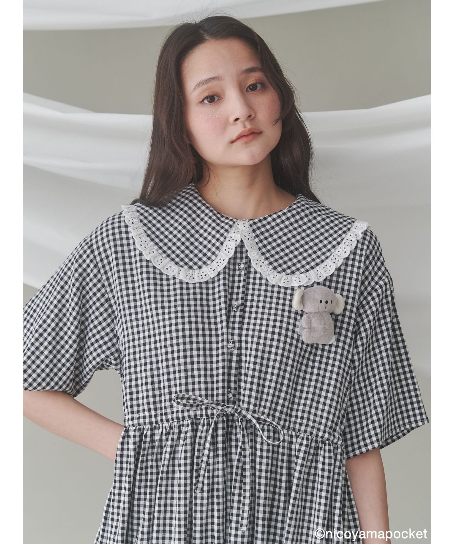 にこやまポッケ】おすわりコアラのぬいぐるみギンガムチェックワンピース