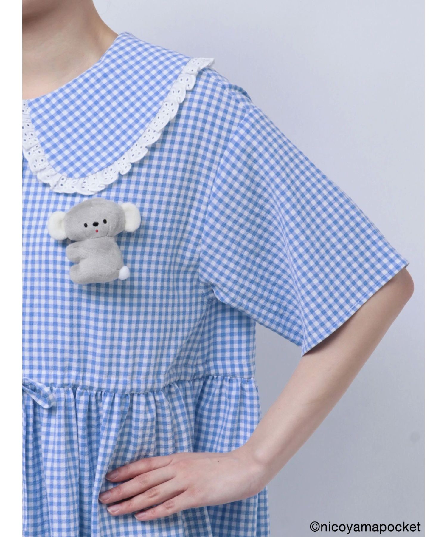 にこやまポッケ】おすわりコアラのぬいぐるみギンガムチェックワンピース