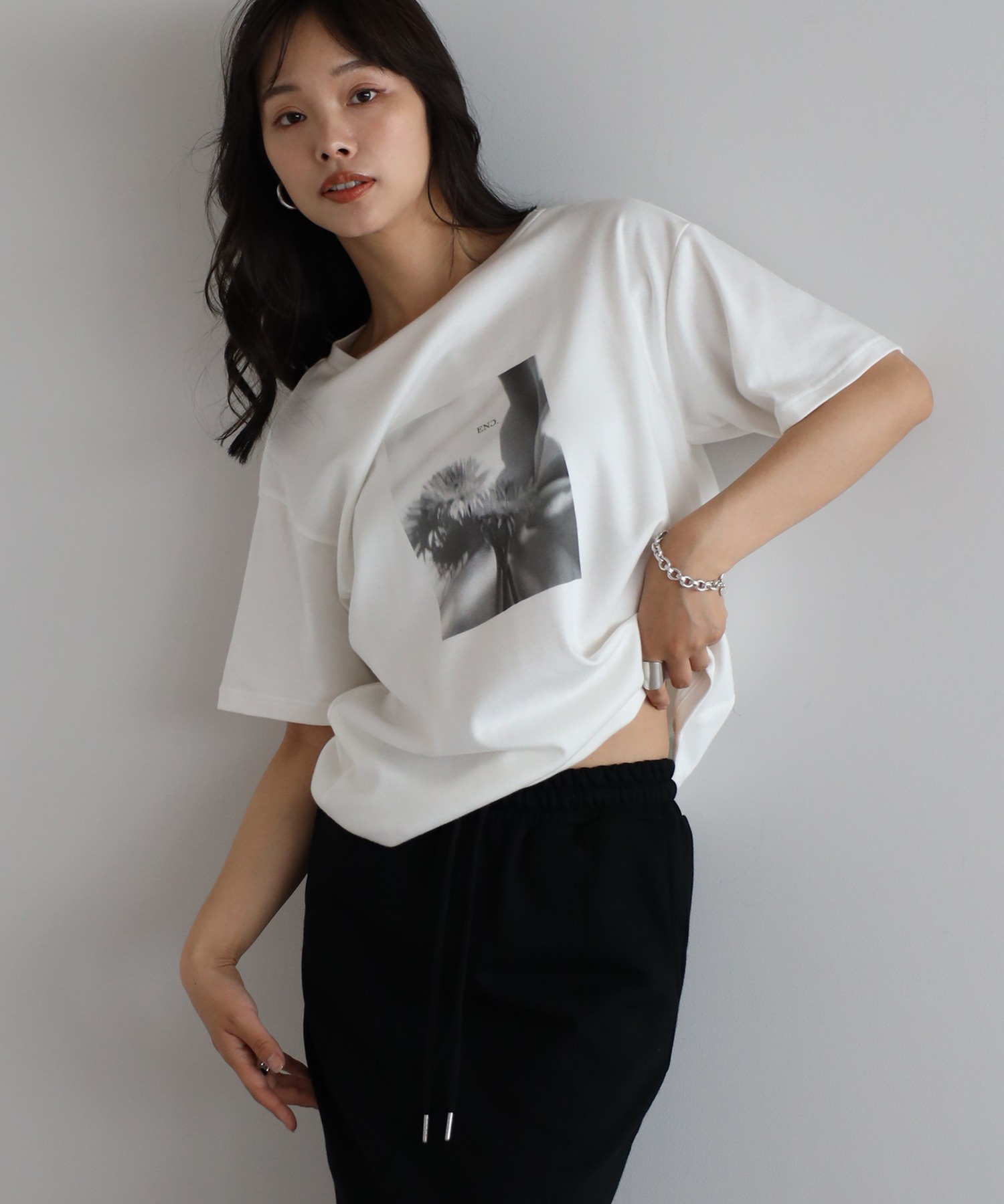 model：H165 着用サイズ：FREE