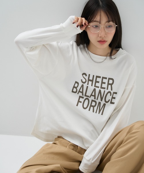 model：163cm / size：F