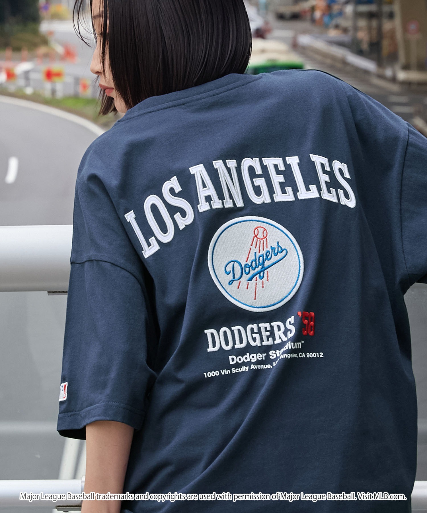 ★MLB★オーバーサイズ カラーティーシャツ MLB/メジャーリーグベースボール 別注 ロゴ刺繍バックデザイン