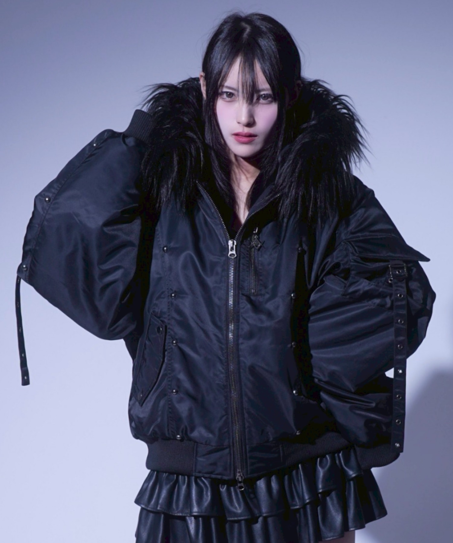 REFLEM【レフレム】スタッズ付きナイロンN2Bジャケット ブラック REFLEM/レフレム』スタッズ付きナイロンN2Bジャケット アクロ