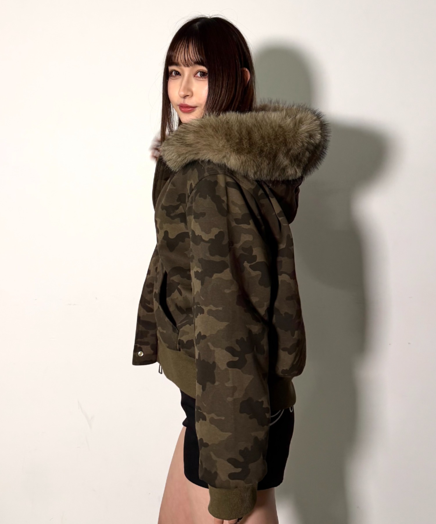 A'GEM/9 × .kom 『.kom/ドットケーオーエム』Y2K カモフラファー