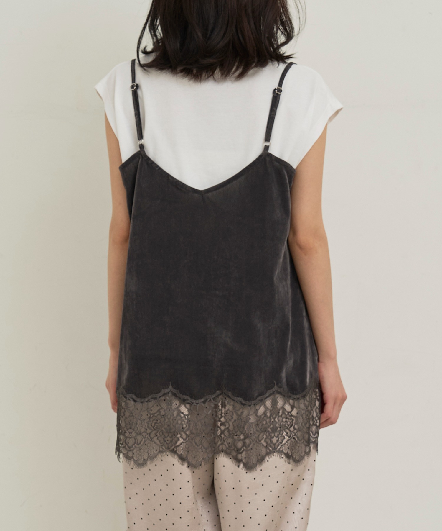 model：H162　着用サイズ：F