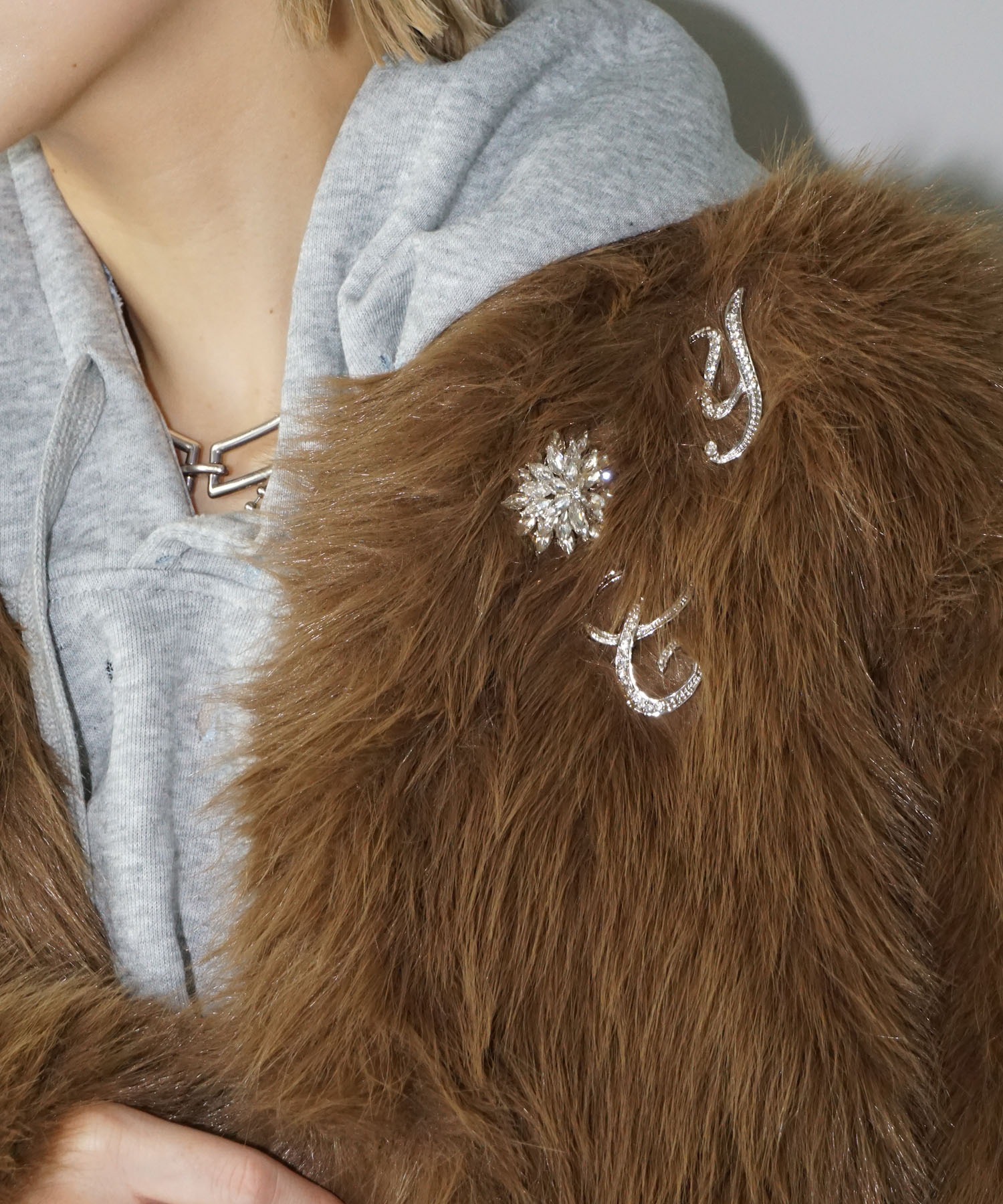 フラワーモチーフブローチ cha25a015-ファッション通販サイト-chuclla