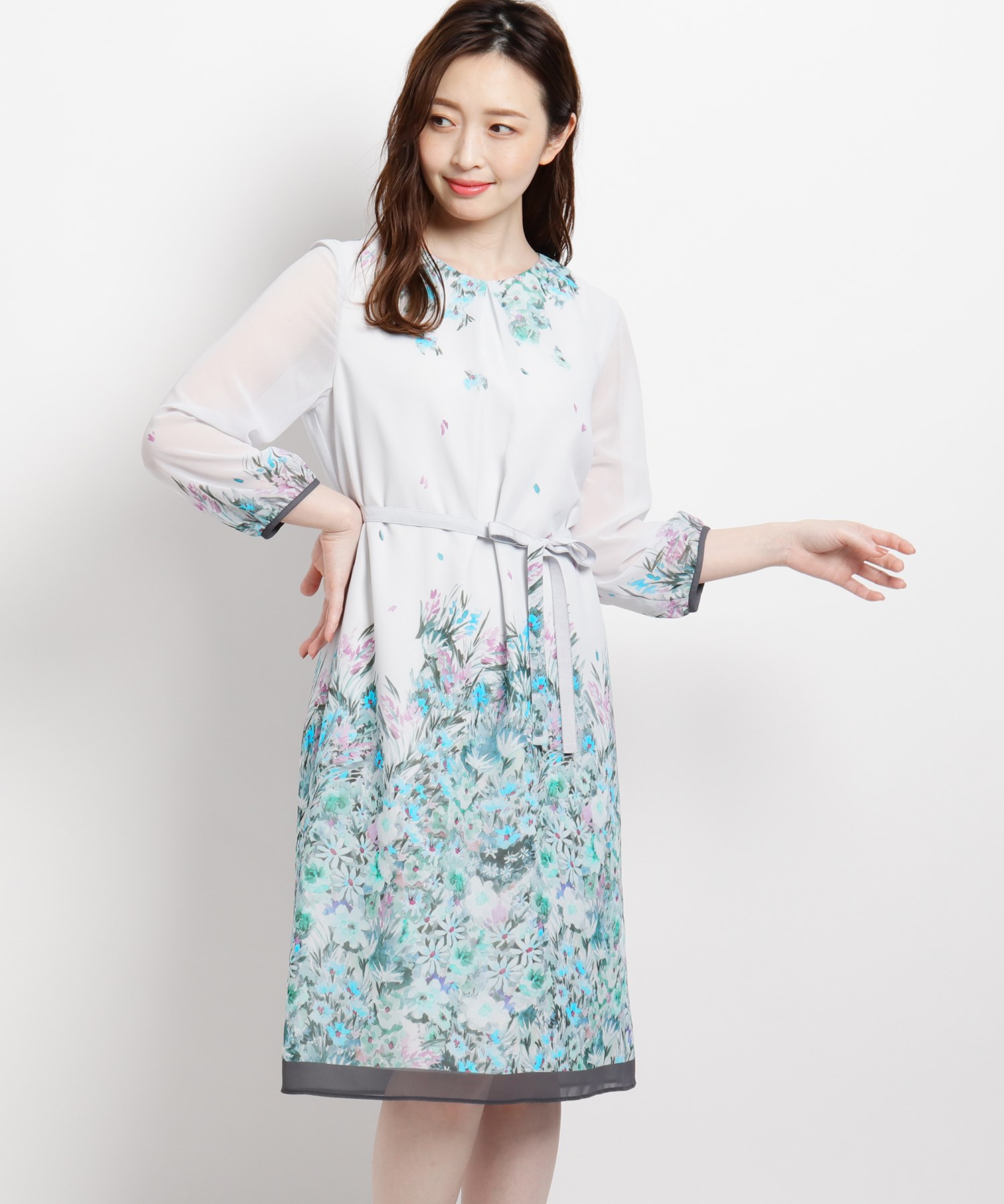 品質検査済 水彩フラワーサックワンピース