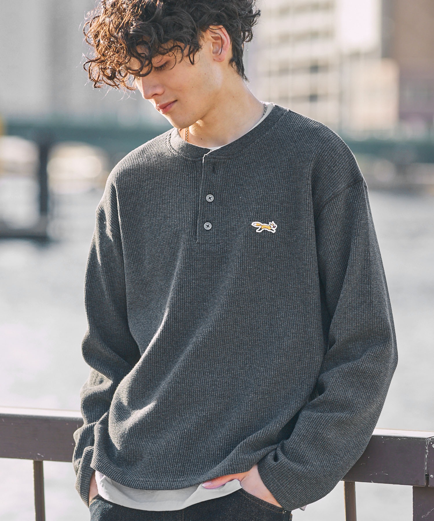 PENNEYS/ぺニーズ 別注 THE FOX ロゴ ワンポイント刺繍 オーバーサイズ