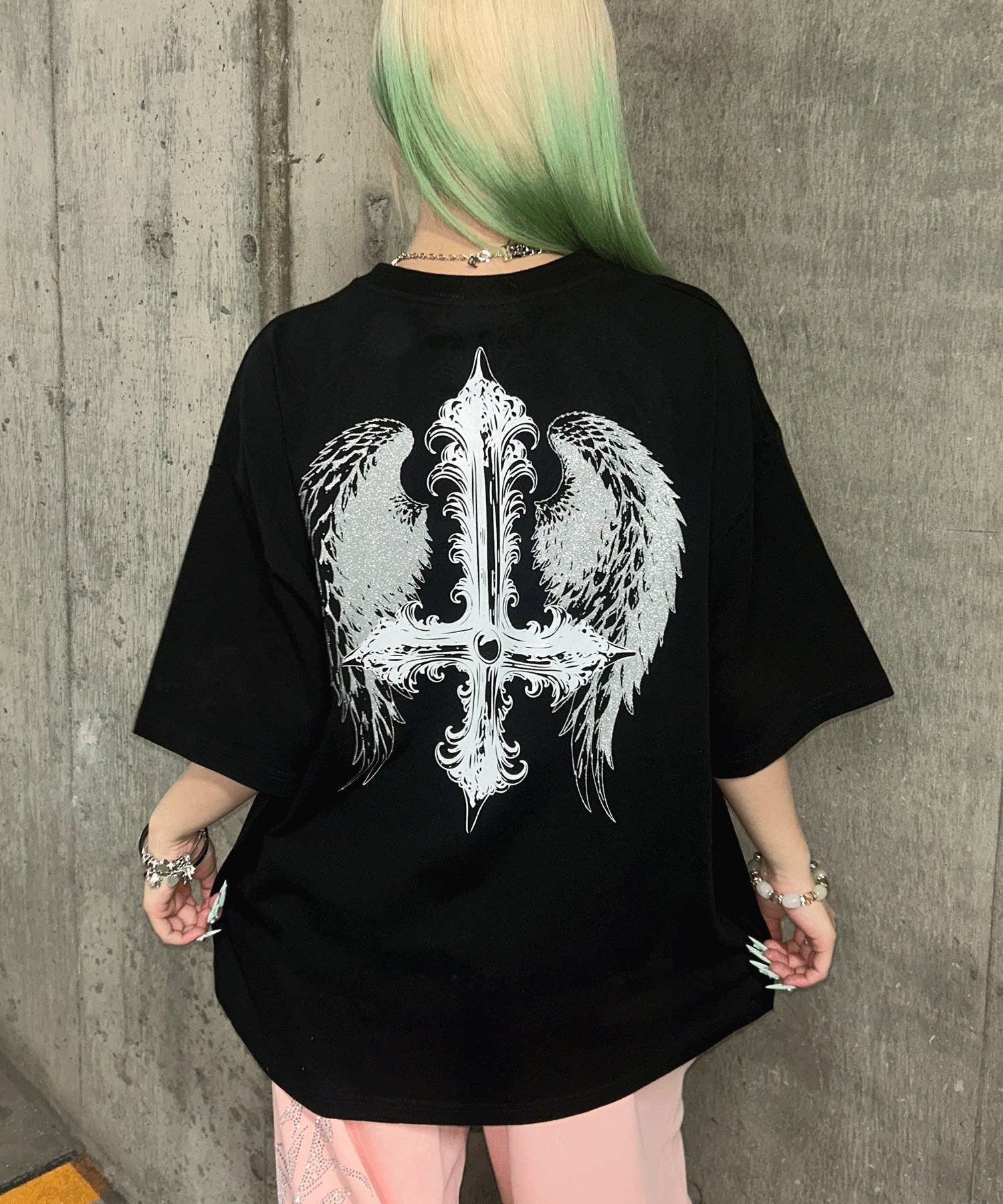 A'GEM/9 × .kom 『A'GEM/9/エージェムナイン』 フェザー×クロスTシャツ