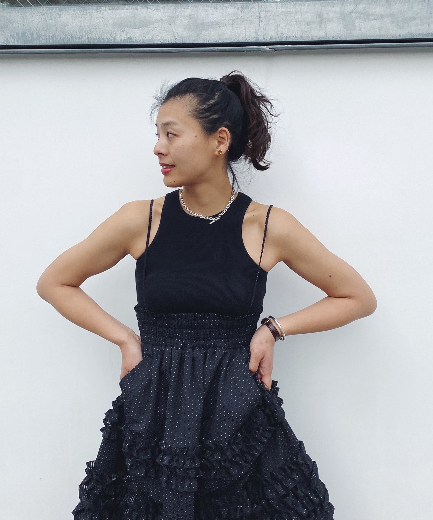 HOLIDAY RUFFLE STRAP DRESS ラッフルストラップドレス-