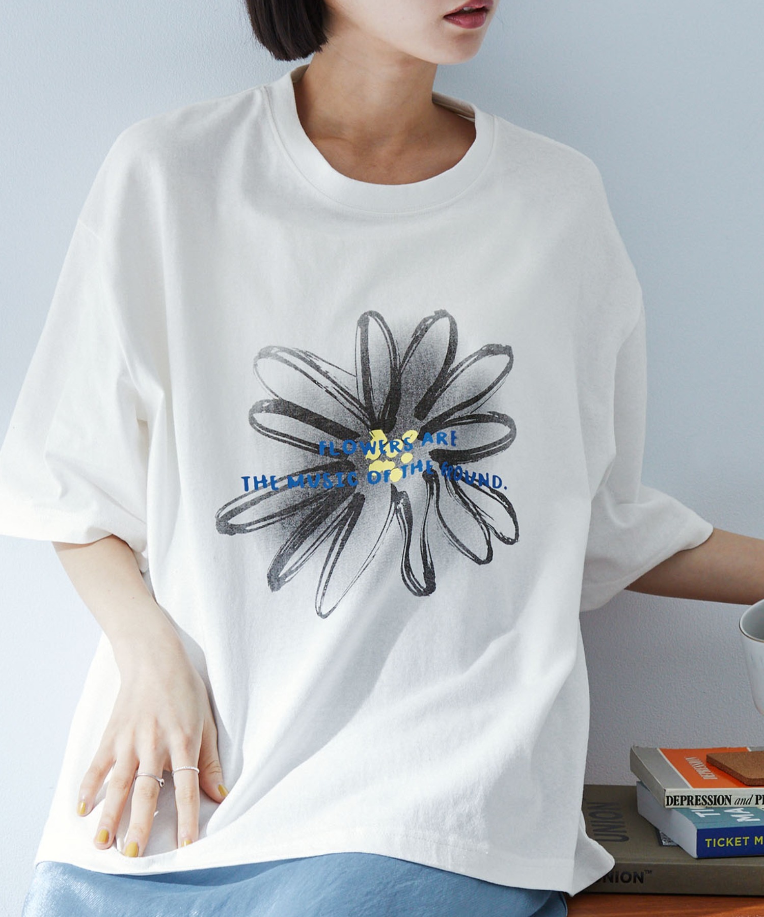 は*き様 ホワイト グラフィックプリント Tシャツ グラフィックプリント Tシャツ ホワイト