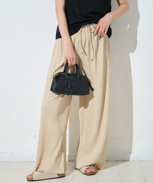 model：163cm / size：F