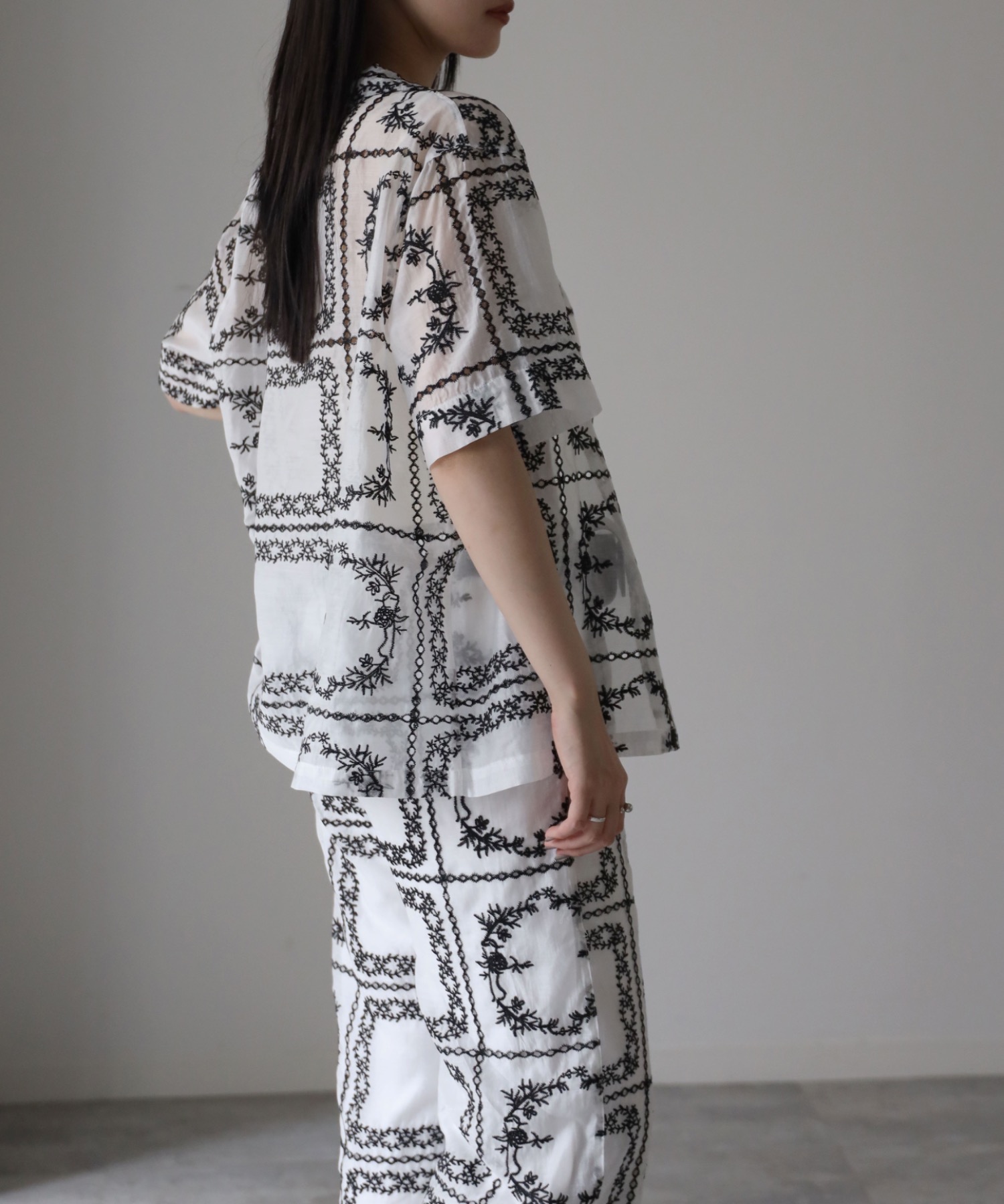 model：164cm  着用サイズ：FREE
