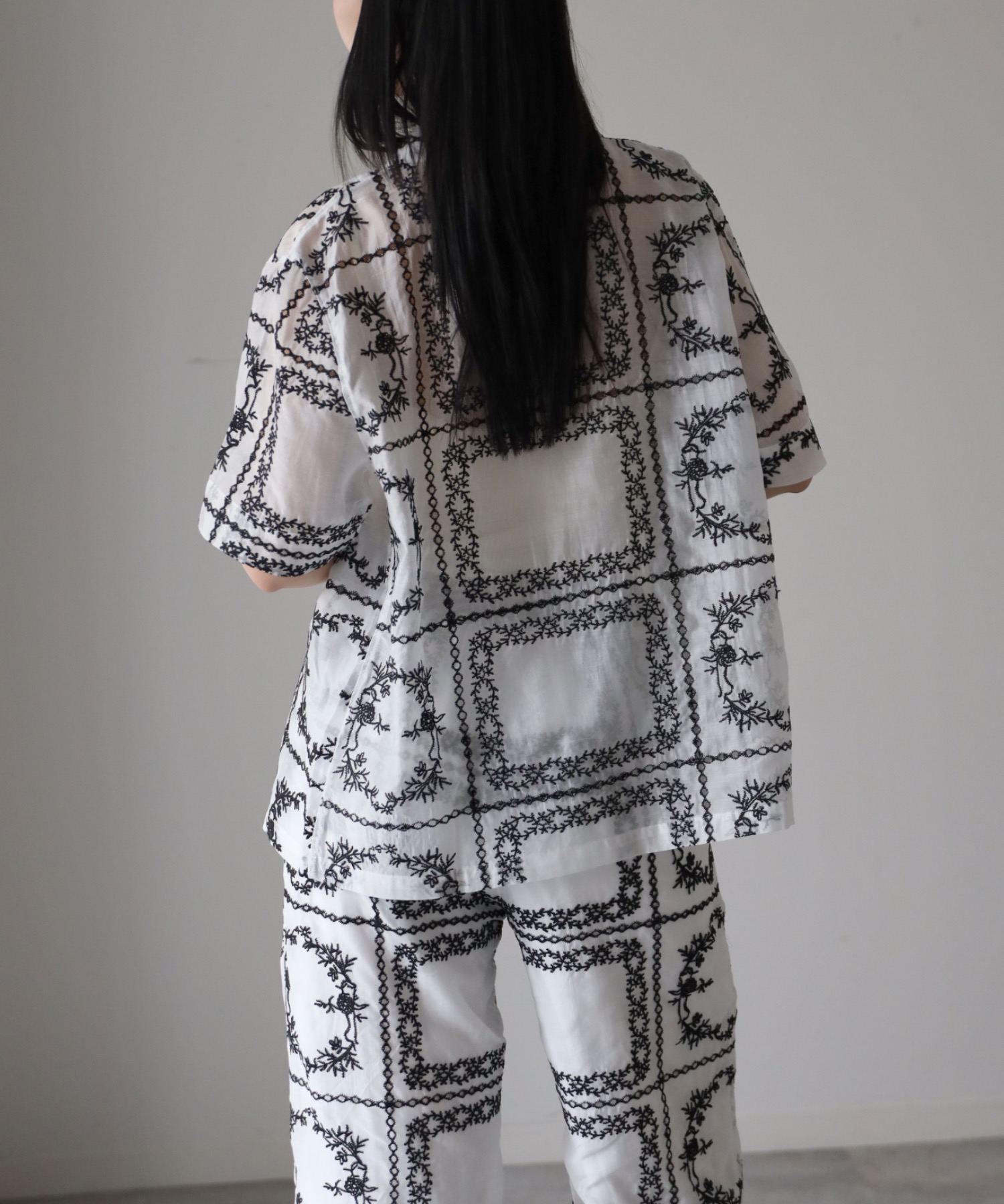 model：164cm  着用サイズ：FREE