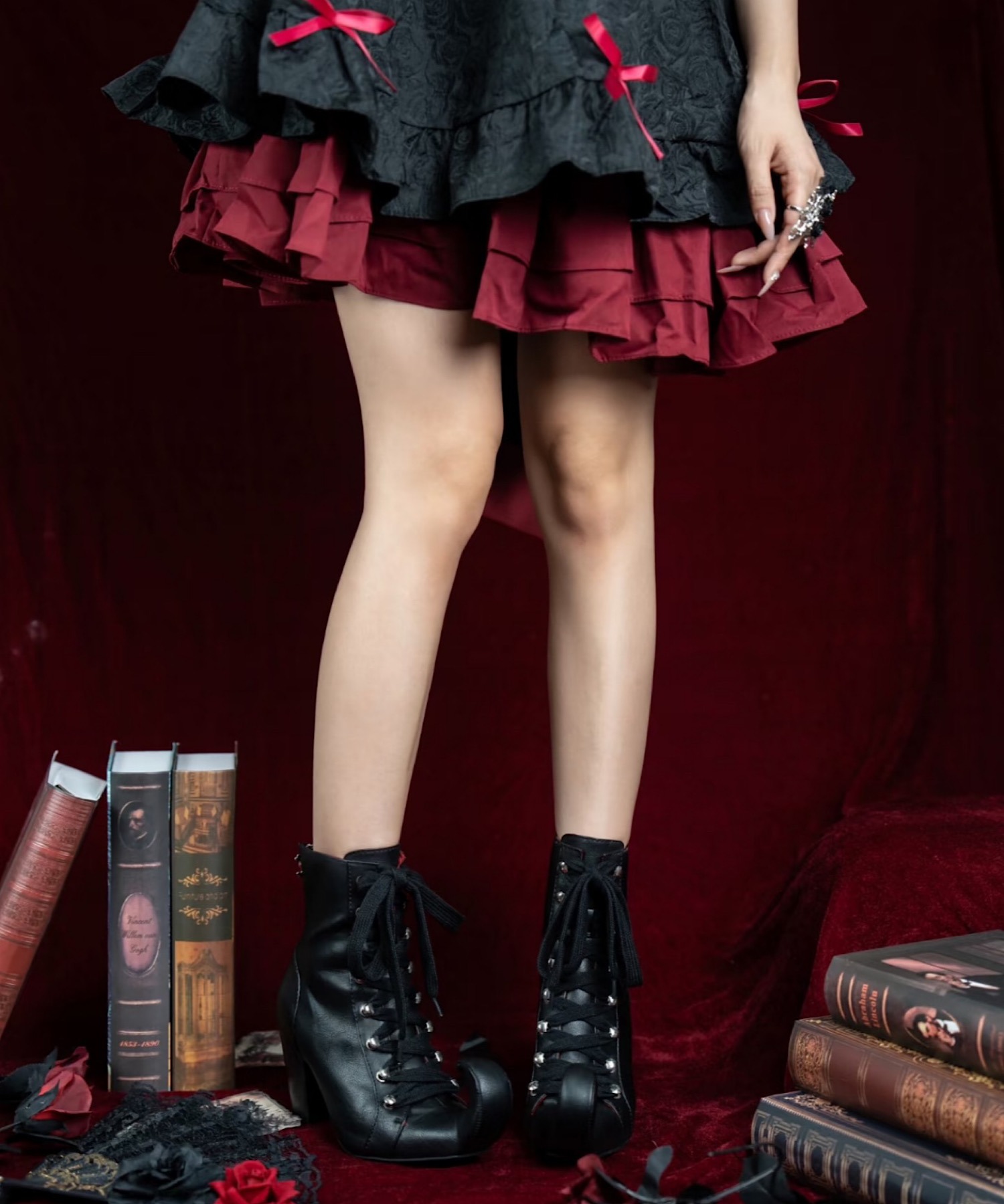 カーブトゥ レースアップブーツ Charla Tedrick│Jeffrey Campbell