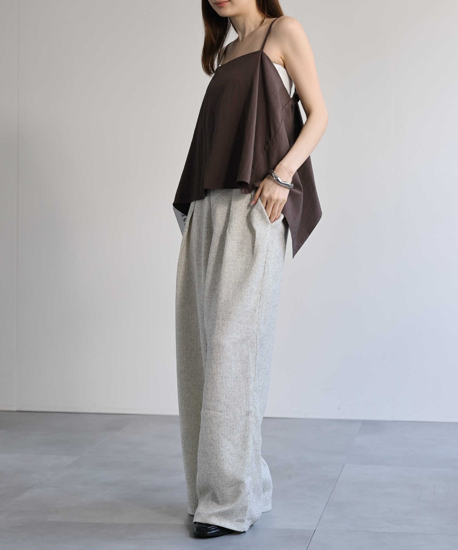 model：162cm 着用サイズ：F