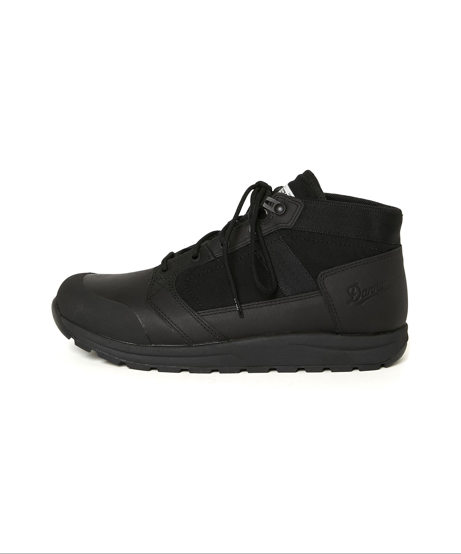 N.HOOLYWOOD × Danner 【数々の名品を生み出してきたDanner社と