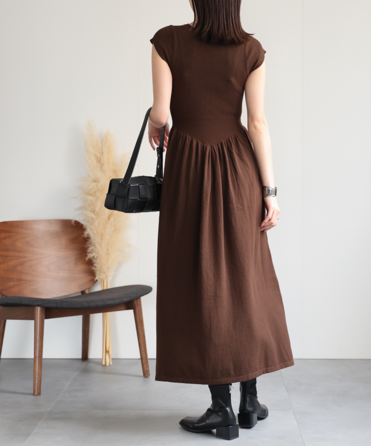 model：162cm 着用サイズ：F