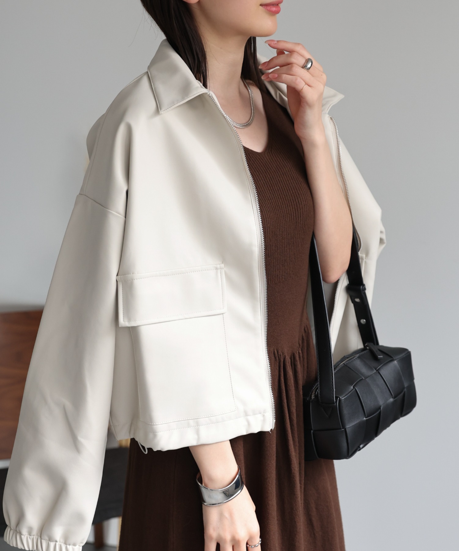 model：162cm 着用サイズ：F
