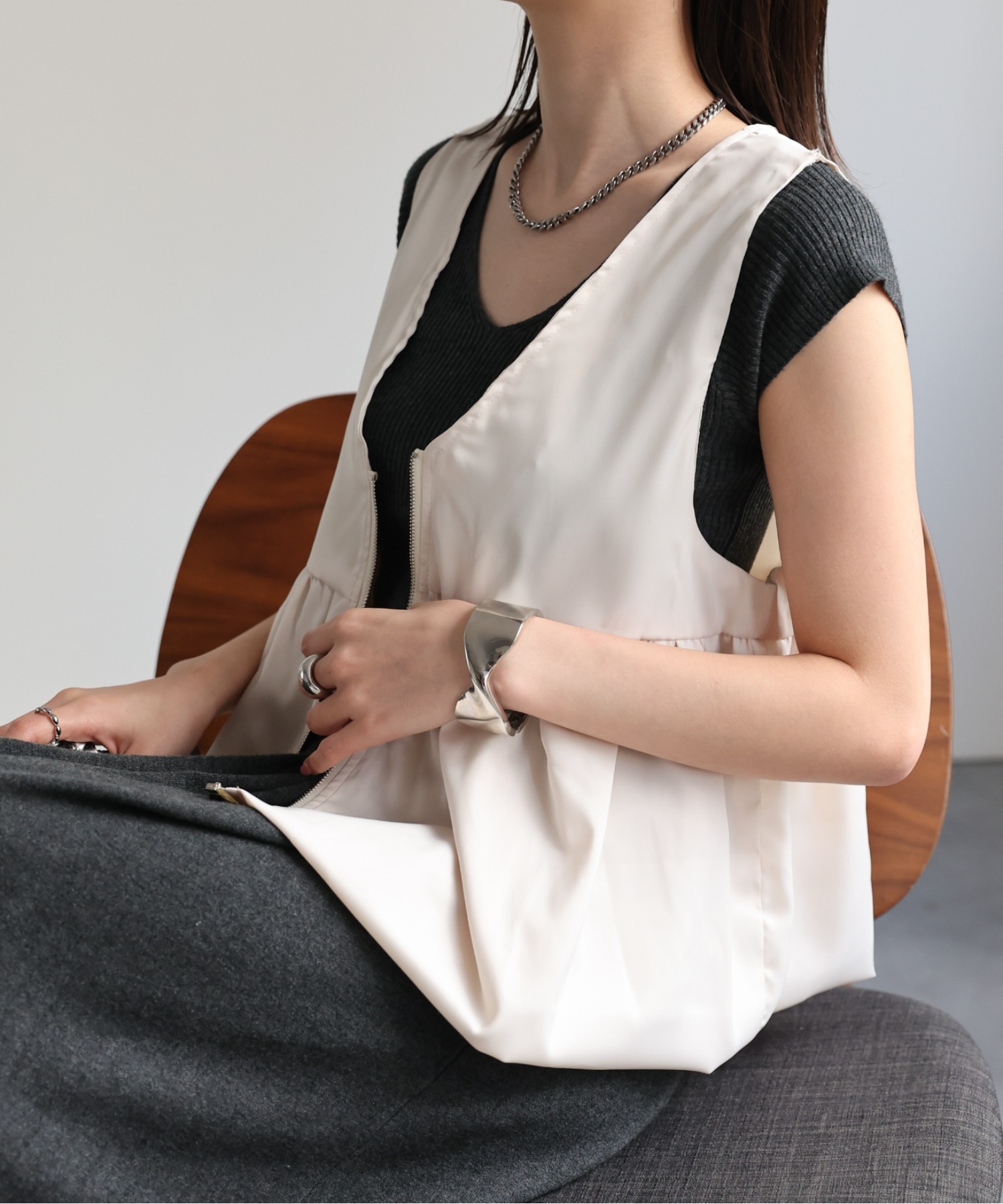 model：162cm 着用サイズ：F