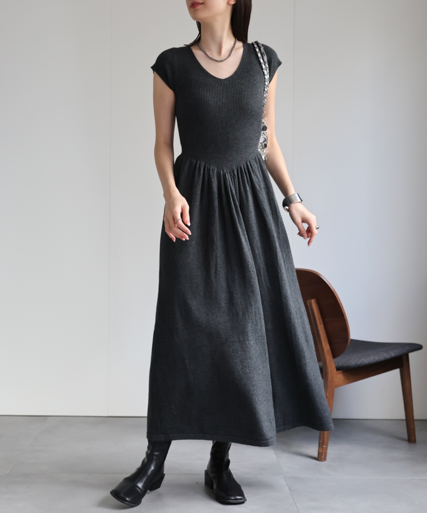 model：162cm 着用サイズ：F