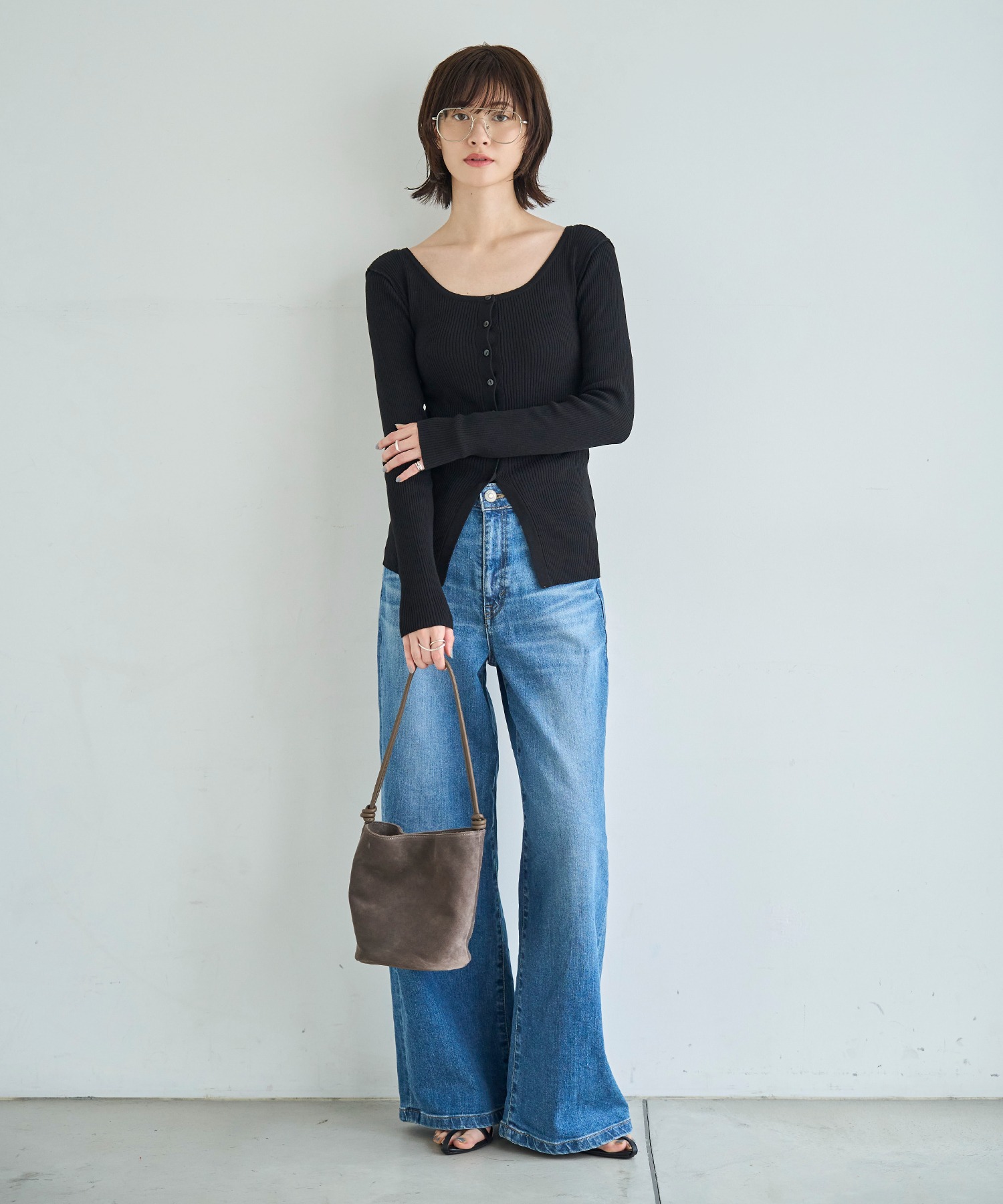 model：H166　着用サイズ：F