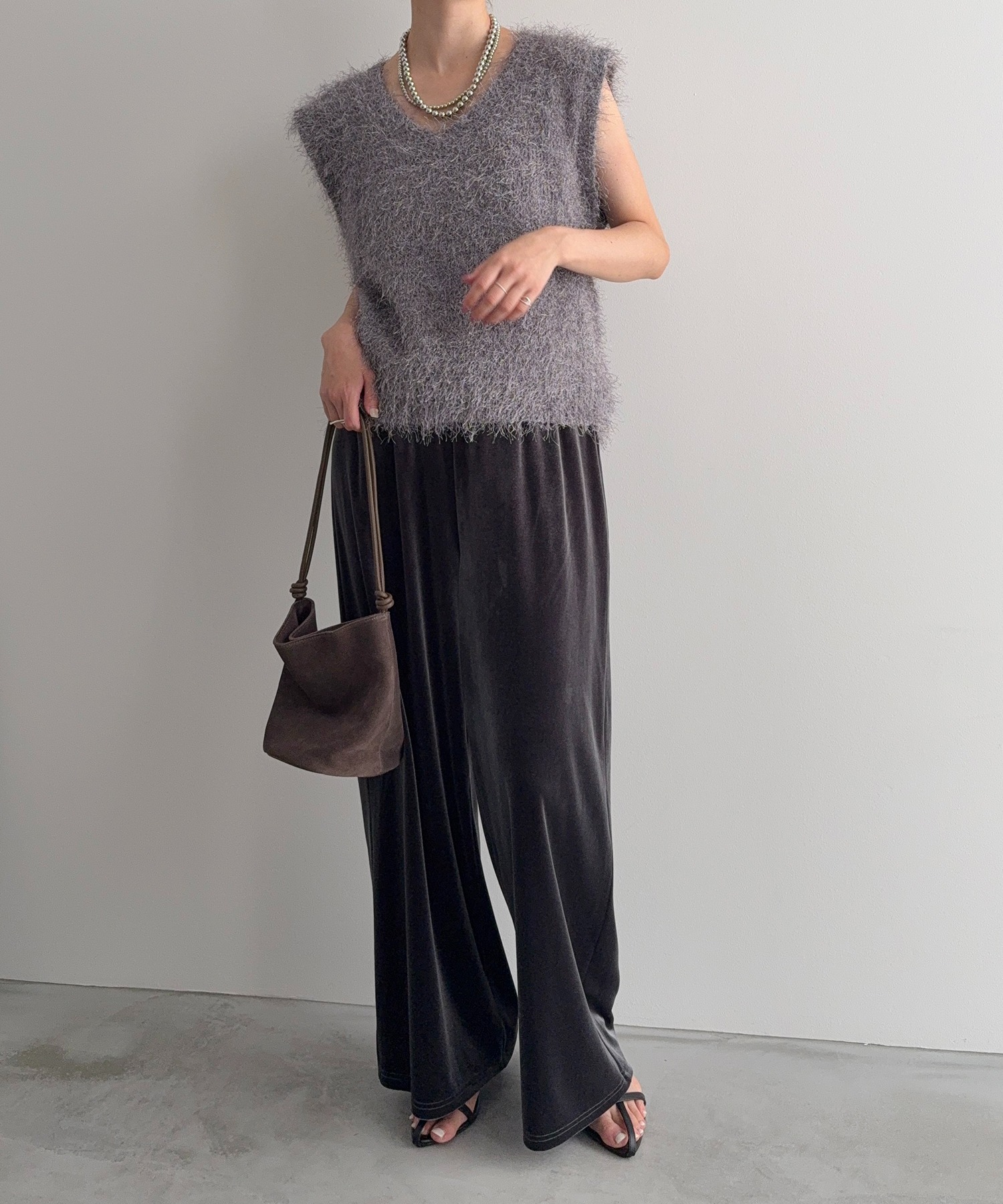 model：H166　着用サイズ：F