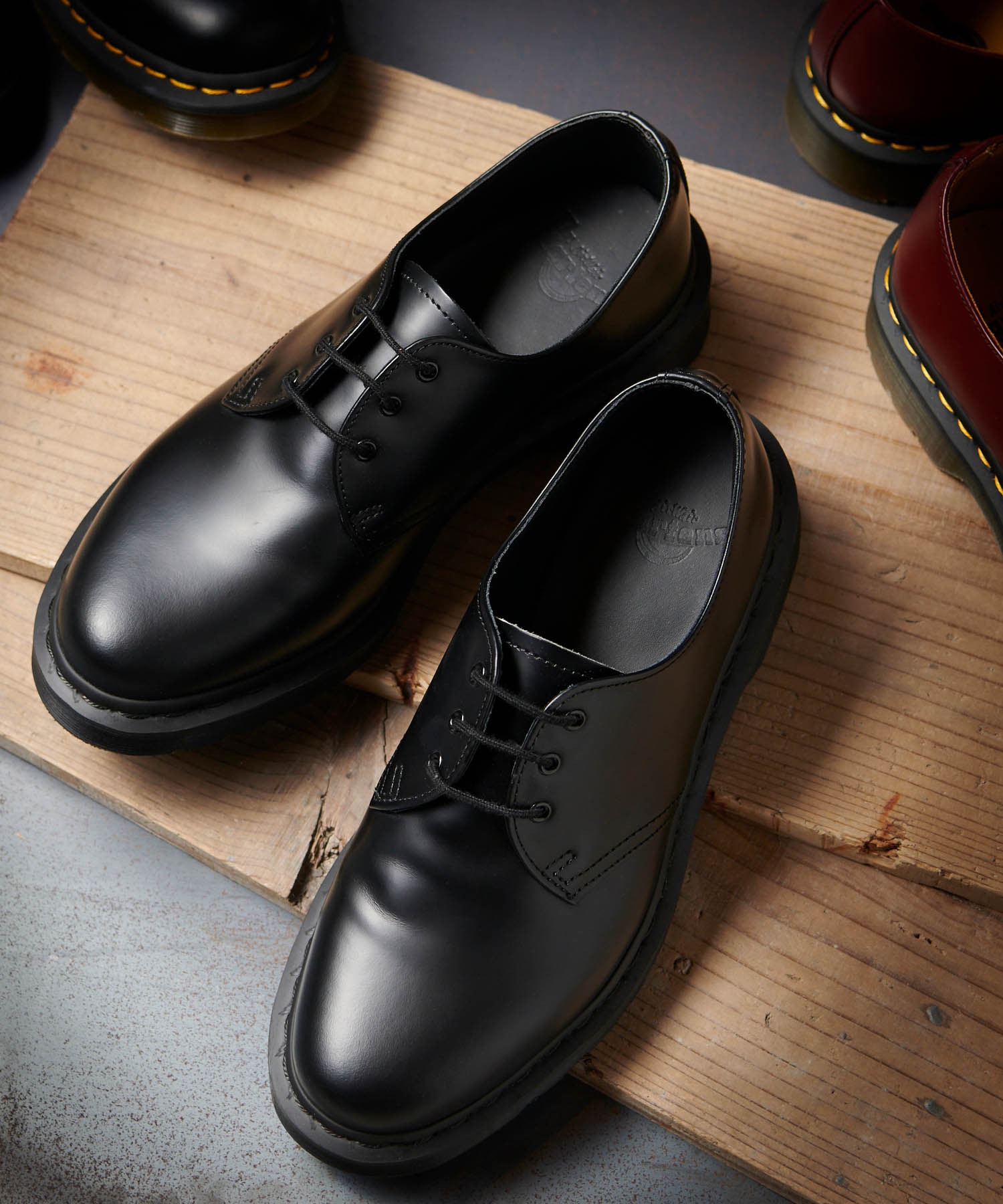 Dr.Martens 1461 3EYE GIBSON MONO BLACK | hartwellspremium.com