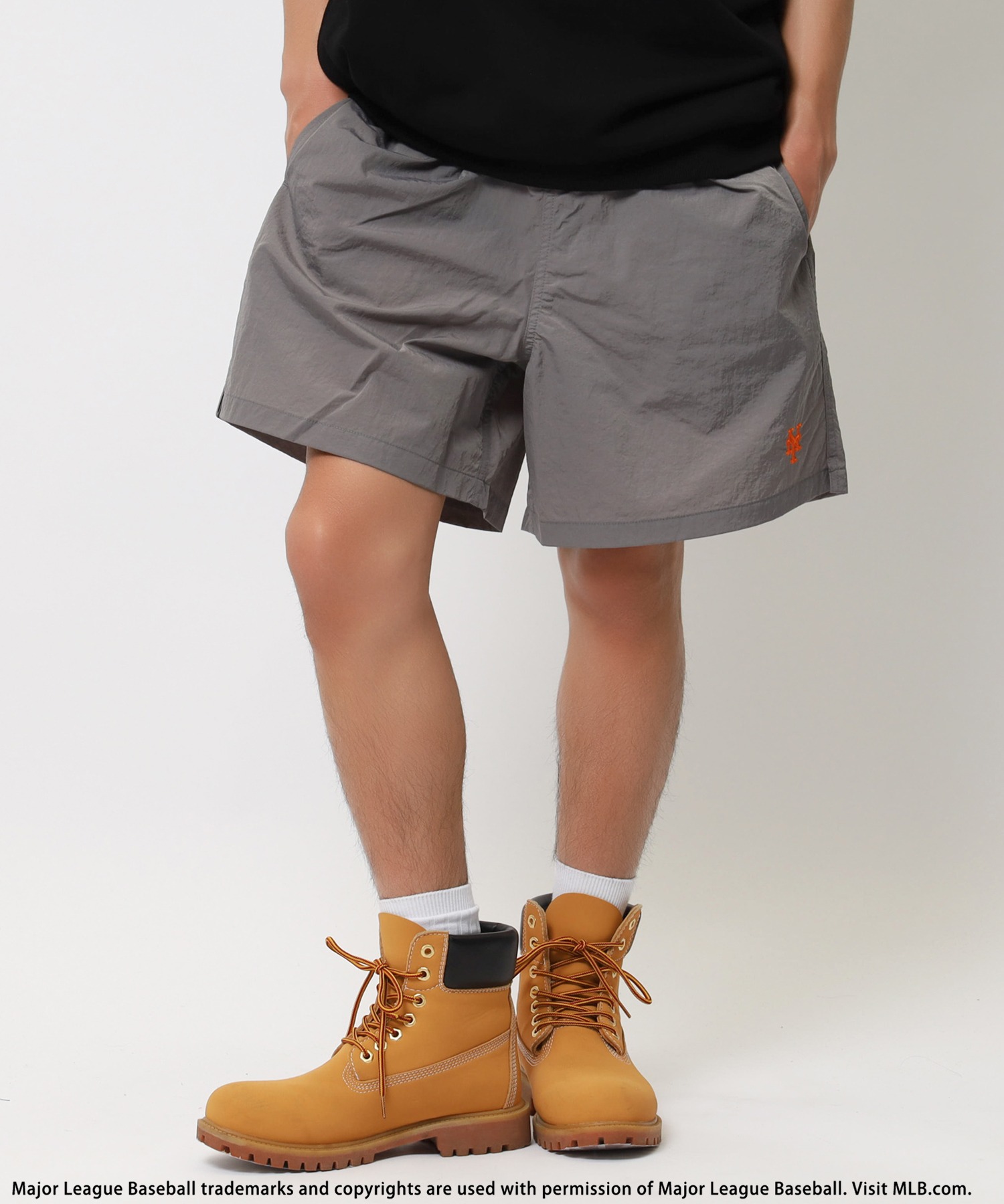 MLB】ナイロンロゴショートパンツ BACK TO THE FIELD