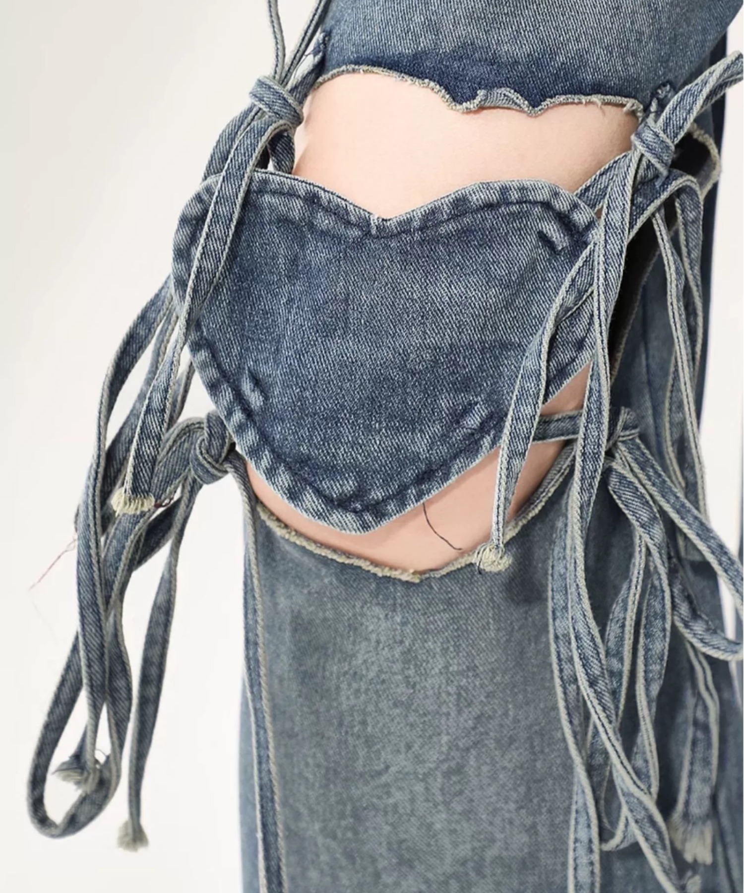 RAEY ジーパン Levi's Exclusive RIBCAGE WIDE[DWA4-A6081-0022]｜URBAN