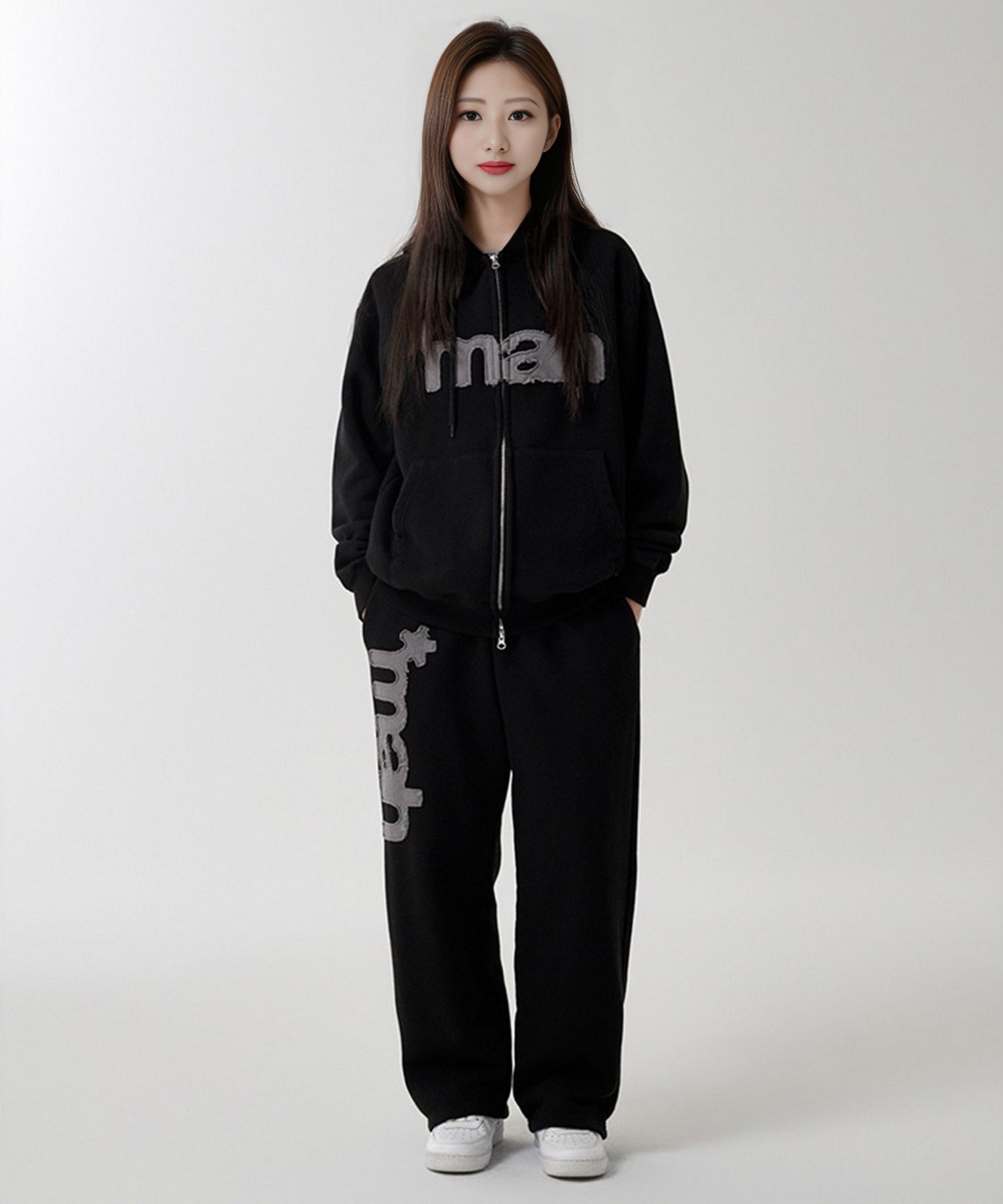 mahagrid/マハグリッド』 CUT OFF APPLIQUE ZIP-UP HOODIE