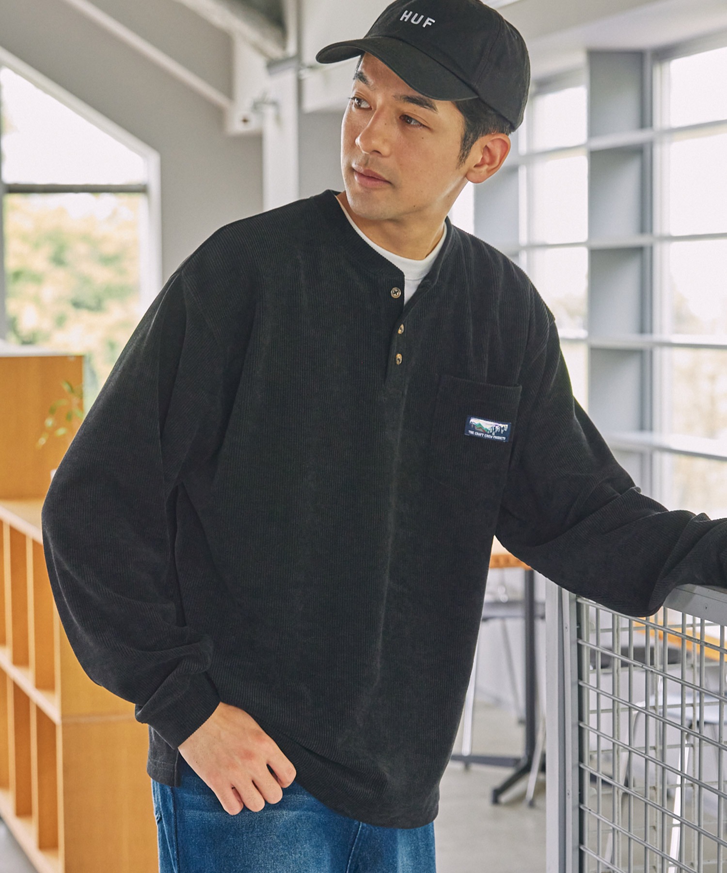 コンフォートコーデュロイ オーバーサイズ ラグラン ヘンリーネック