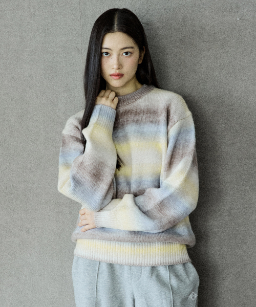 Gradation Pullover Sweater (Yellow) — свитер‑пуловер градиент желтый