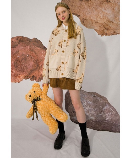 カーディガン A'GEM/9 × .kom「MAIN BOOTH/メインブース」Teddy Bear Cardigan /テディベア カーディガン レ A'GEM/9 × .kom『MAIN BOOTH/メインブース』Teddy Bear Cardigan