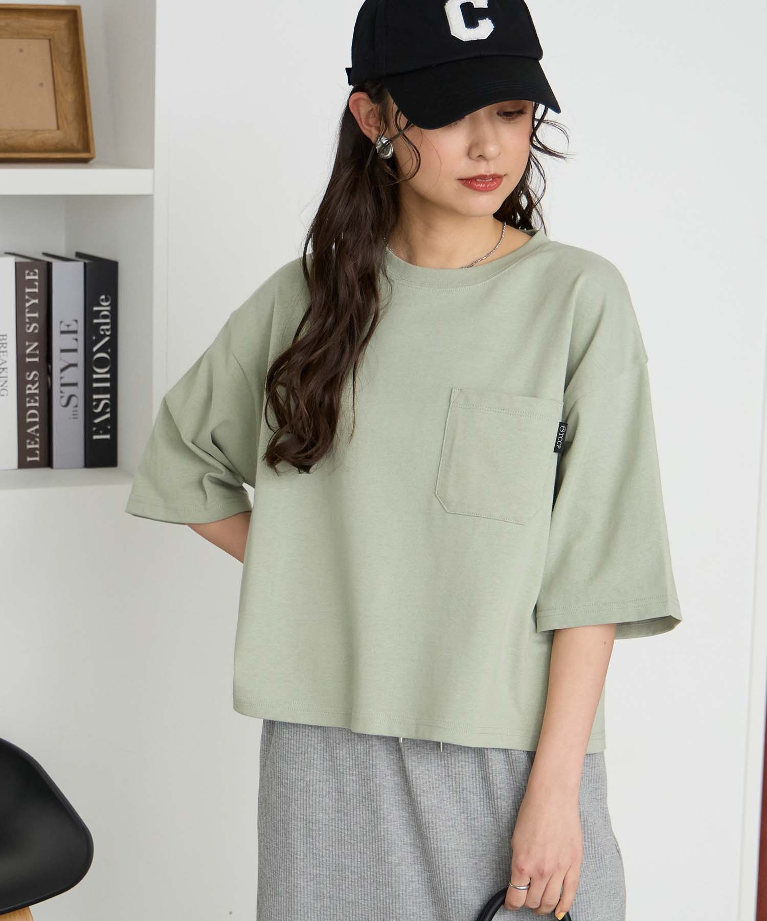 オーバーサイズ クロップド ポケットTシャツ / UVカット・汗ジミ防止