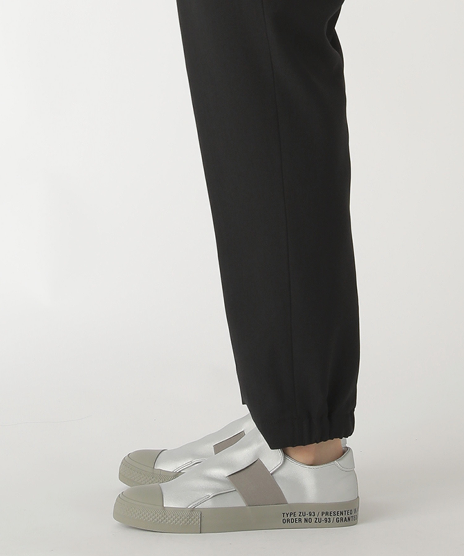 ベルテッドスニーカー/スニーカー