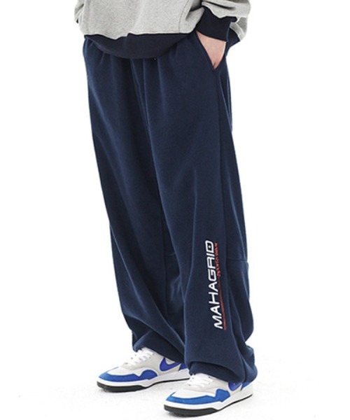 mahagrid/マハグリッド』SPORTS LOGO FLEECE PANT/ロゴフリース パンツ