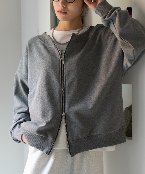 model：162cm / size：F