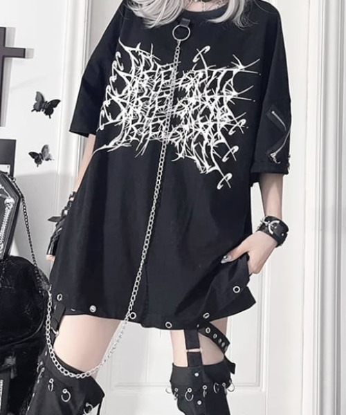【韓国 YUTHENTIC】バックスリットポイントグラフィックTシャツ アートグラフィックカットソー/Tシャツ インポートセレクト│A