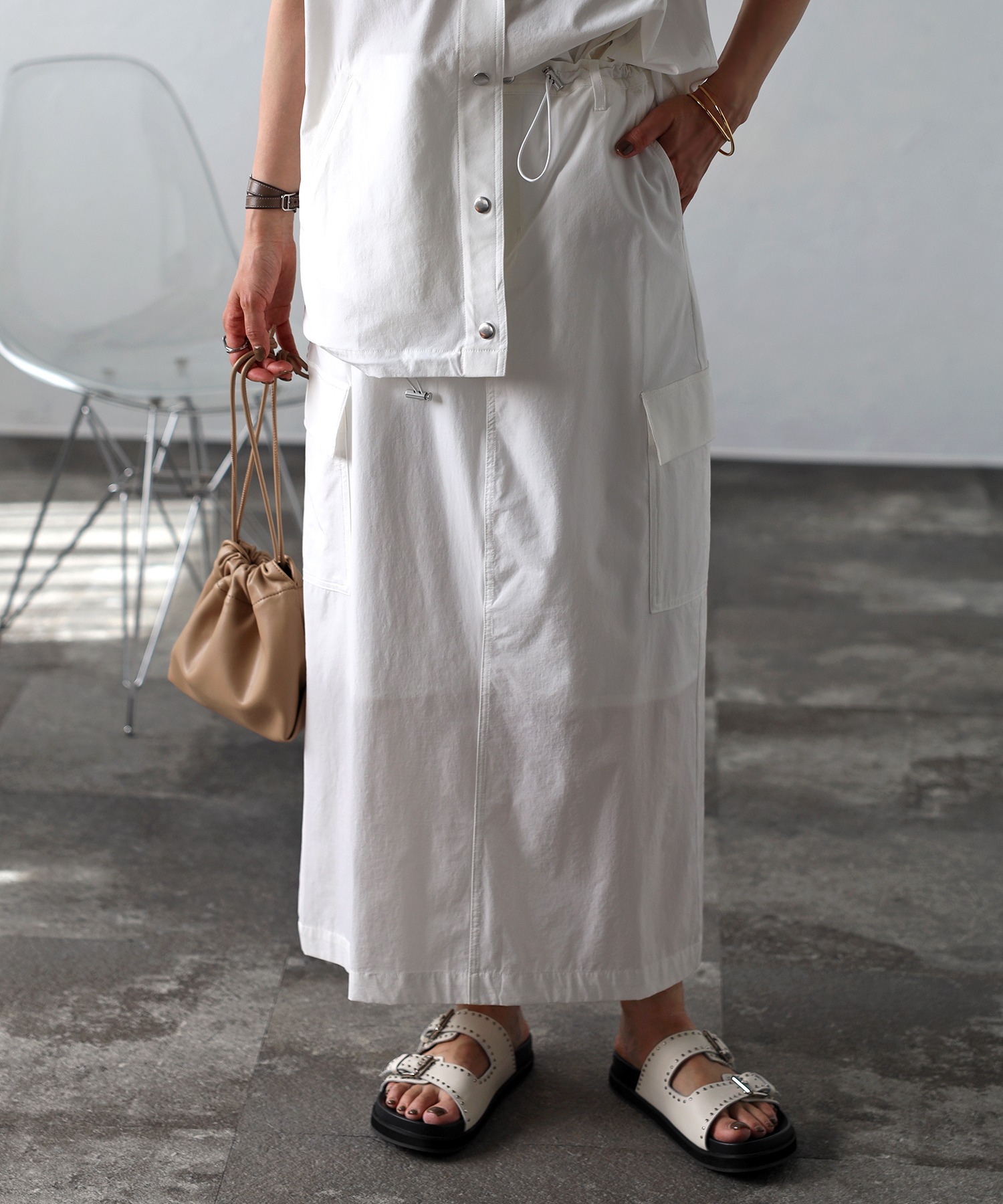 model：H165 着用サイズ：FREE