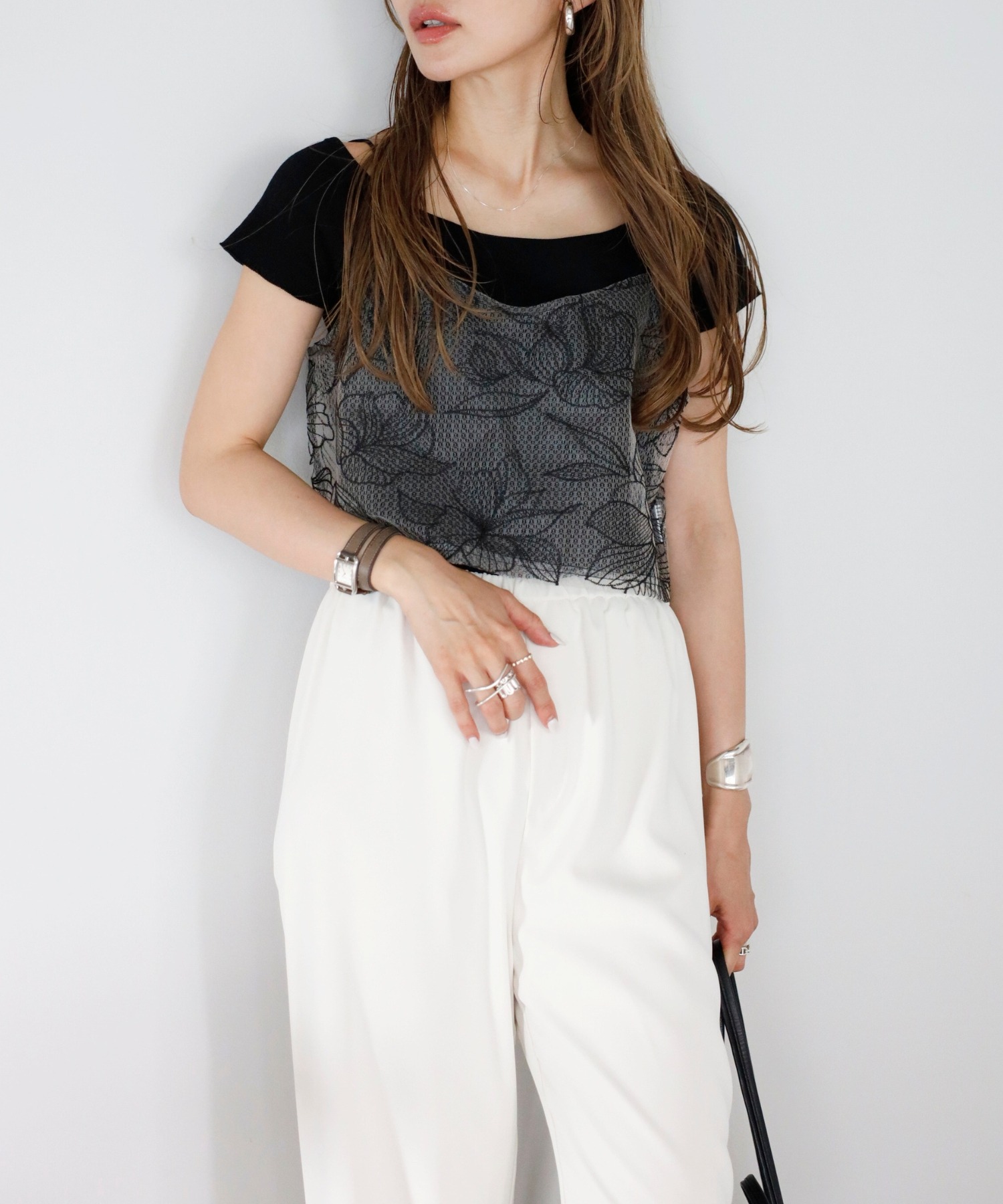 model：H165 着用サイズ：FREE
