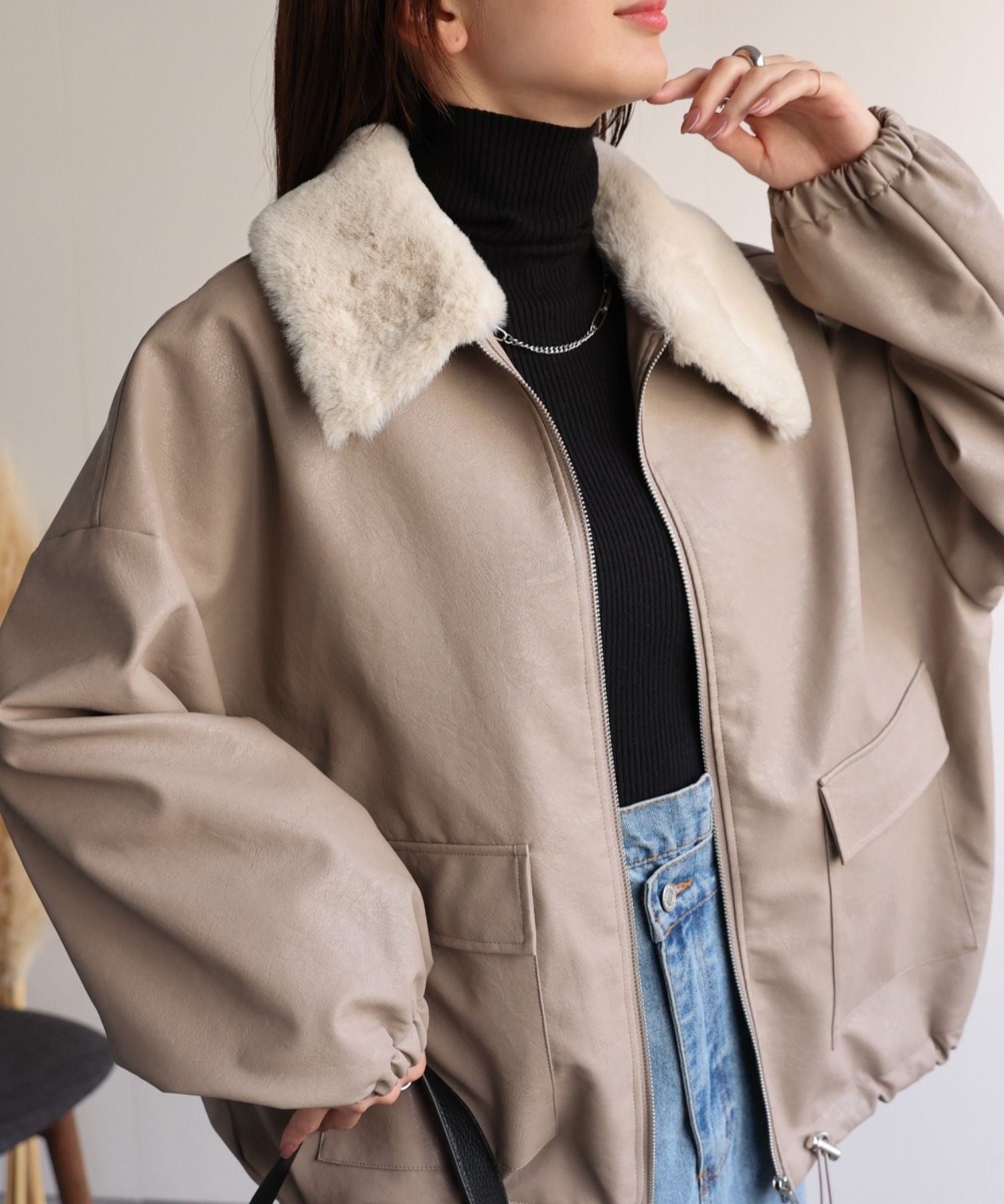 Type①【ファー付き】
model：162cm 着用サイズ：F