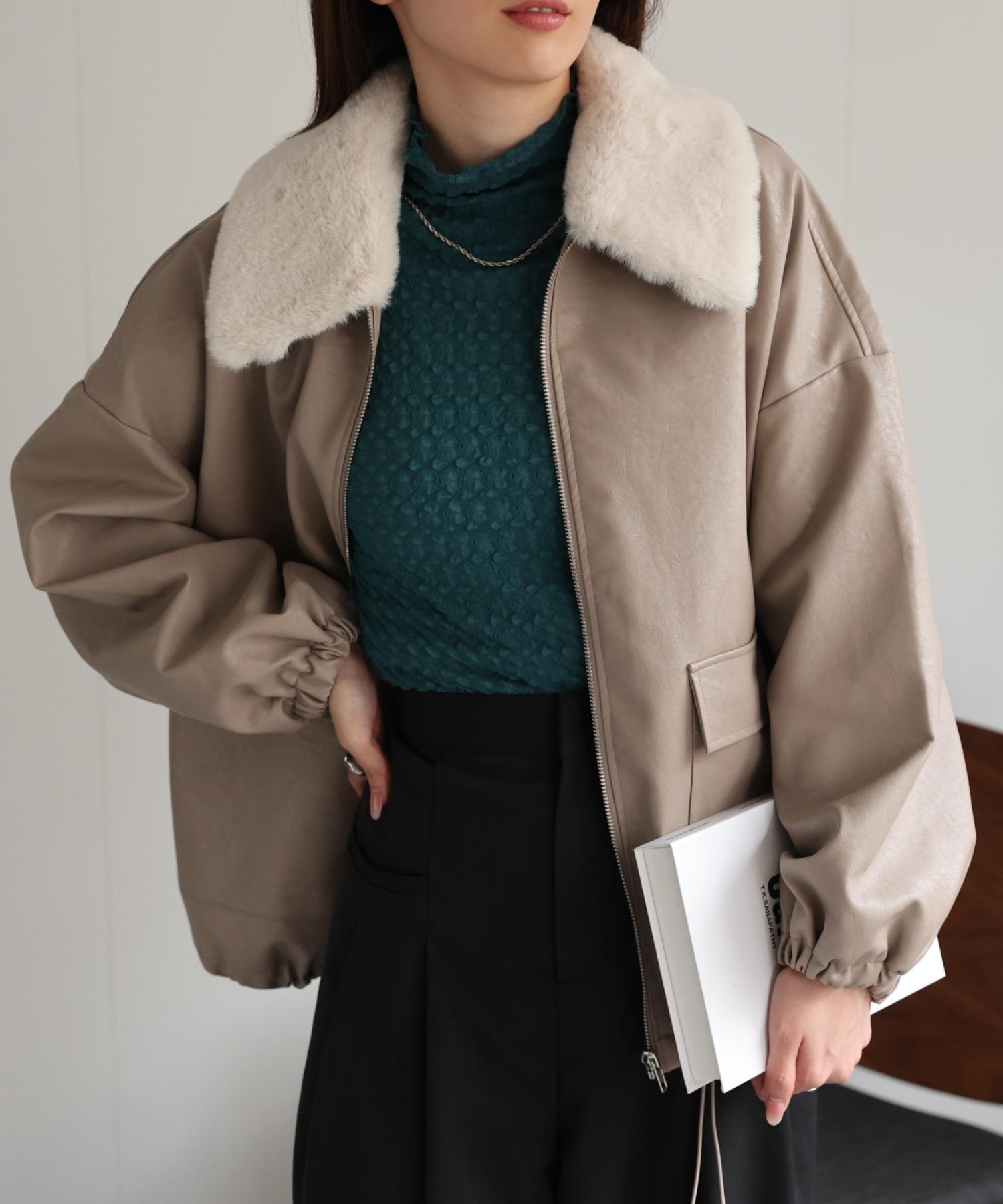model：162cm 着用サイズ：F