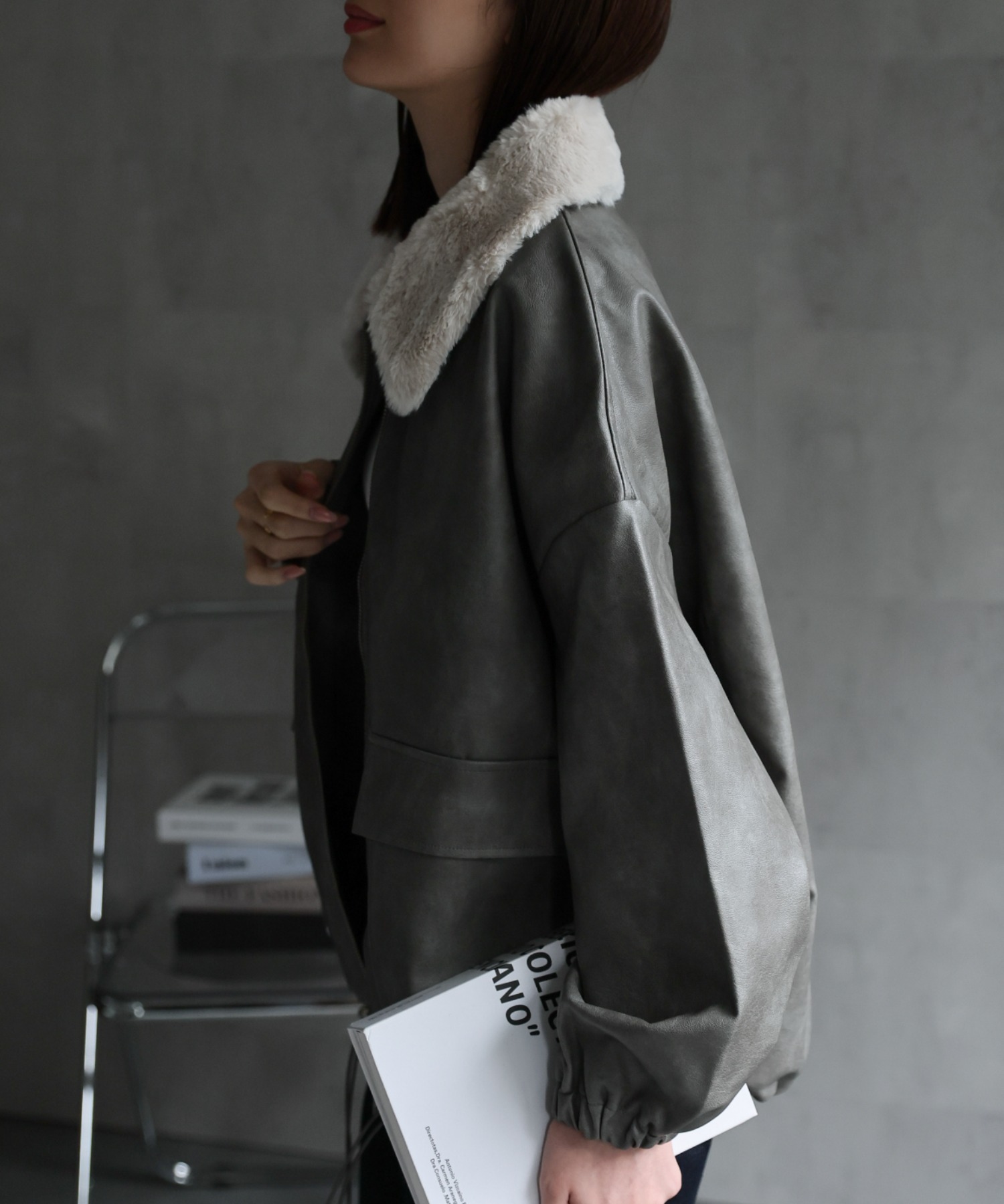 Type①【ファー付き】
model：162cm 着用サイズ：F